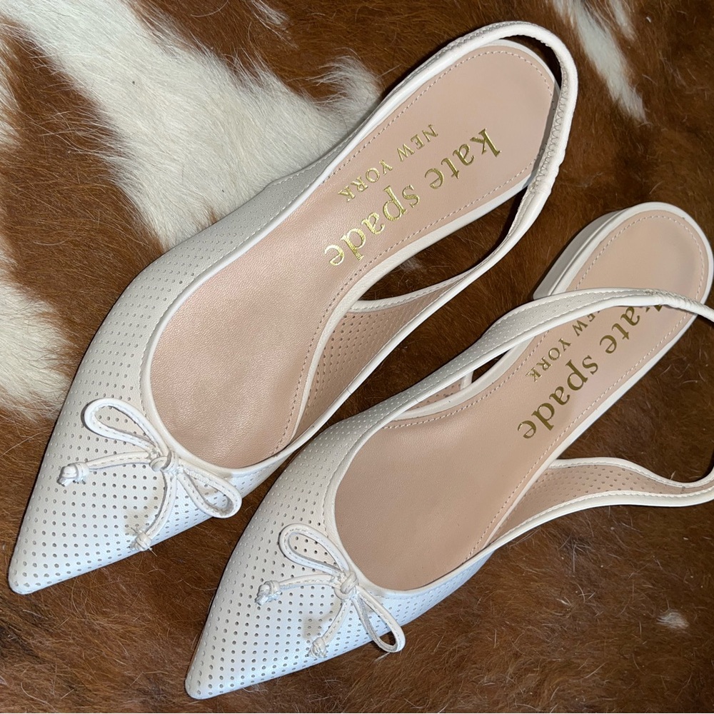 🪩 Kate Spade Cream Perforated Slingback Flats